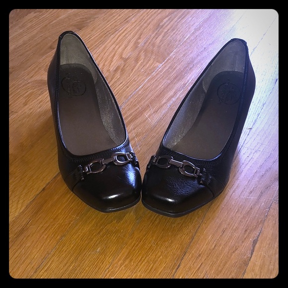 lifestride wide shoes